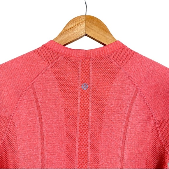 LULULEMON Swiftly Tech Short Sleeve Crew in Heathered Alarming - Picture 12 of 13